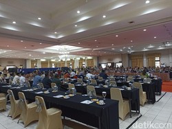 Pemprov dan DPRD DKI Rapat Bahas Anggaran 2023 di Bogor, Begini Suasananya