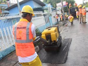 Warga Tangerang Bisa Adukan Jalan Rusak ke Perjaka Gesit, Apa Itu?