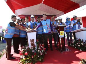 PLN Resmi Operasikan PLTG Grati Perkuat Pasokan Listrik Saat KTT G20 PLN Resmi Operasikan PLTG Grati Perkuat Pasokan Listrik Saat KTT G20