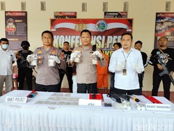 2 Pria Mesuji Ditangkap Beli 1.000 Pil Ekstasi dari Sumsel