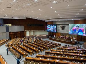 Puan Sorot Kasus Gagal Ginjal Akut-Ancaman Omicron XBB di Paripurna