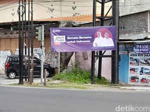 Muncul Spanduk Anies-Aher 2024 di Solo, PKS: Belum Tahu Siapa yang Pasang Muncul Spanduk Anies-Aher 2024 di Solo, PKS: Belum Tahu Siapa yang Pasang