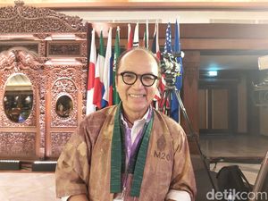 Tantowi Yahya Tak Mau Salahkan Bule, Malah Tuding Warga Bali Sama Saja Tantowi Yahya Tak Mau Salahkan Bule, Malah Tuding Warga Bali Sama Saja