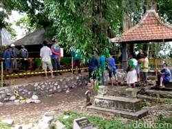 Bangunan Diduga Candi Ditemukan di Pasuruan Saat Warga Bersih-bersih Makam