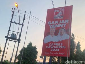 Pemasangan Baliho Ganjar-Yenny di Jatim Dikomandoi Salah Satu Petinggi PSI