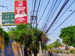 Baliho PSI Ganjar-Yenny di Gresik Belum Kantongi Izin