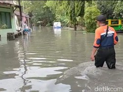 Hujan Semalaman, Desa di Madiun Terendam Banjir