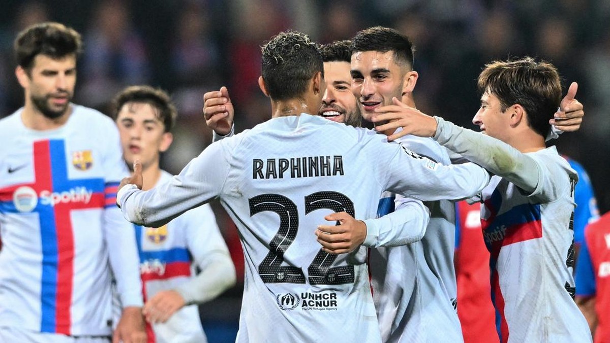 Barcelona tersingkir dari Liga Champions, kini membidik juara Liga Europa. (Foto: AFP via Getty Images/JOE KLAMAR)