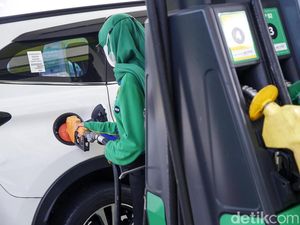 Harga BBM Banyak yang Naik, Biaya Isi Full Tank Mobil Jadi Segini Harga BBM Banyak yang Naik, Biaya Isi Full Tank Mobil Jadi Segini