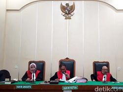 Fakar Suhartami Divonis 10 Tahun Penjara karena Kasus Binomo Fakar Suhartami Divonis 10 Tahun Penjara karena Kasus Binomo