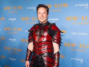 Elon Musk Klaim Berhasil Tanam Chip di Otak Manusia, Gimana Prosedurnya? Elon Musk Klaim Berhasil Tanam Chip di Otak Manusia, Gimana Prosedurnya?