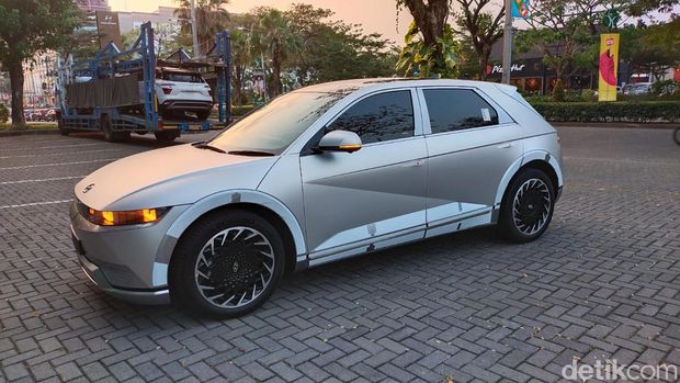 Hyundai Ioniq 5.