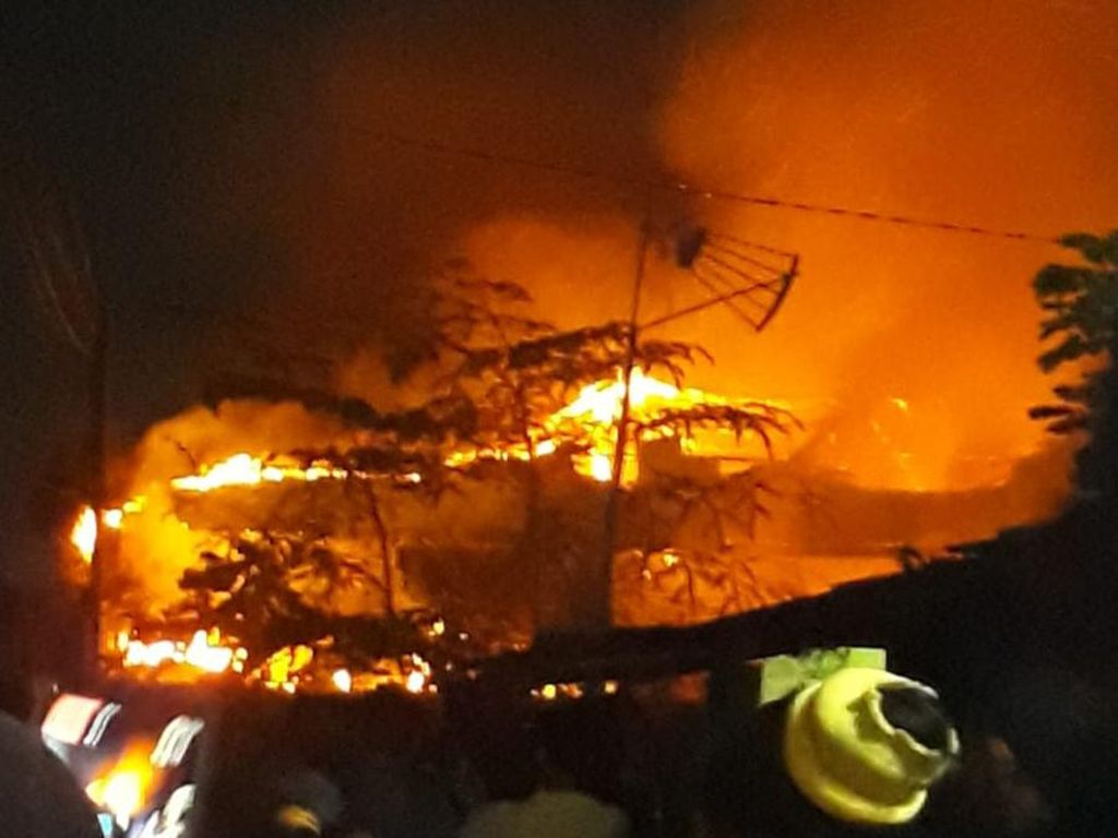 Kebakaran Kantor Disdik Riau Diduga Akibat Korsleting di Kantin