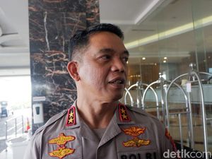 Pernyataan Kapolda DIY soal Penyerangan Bus Arema FC Pernyataan Kapolda DIY soal Penyerangan Bus Arema FC