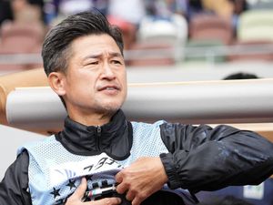 Tua-tua Keladi! King Kazu ke Liga Portugal di Usia 55 Tahun Tua-tua Keladi! King Kazu ke Liga Portugal di Usia 55 Tahun
