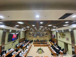 Kata DPR Soal Fomepizole untuk Gagal Ginjal: Seperti Mau Jualan Obat Lagi Ini Kata DPR Soal Fomepizole untuk Gagal Ginjal: Seperti Mau Jualan Obat Lagi Ini