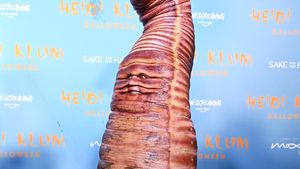Foto: Heidi Klum Jadi Cacing di Halloween 2022, Butuh Dua Tahun Persiapan