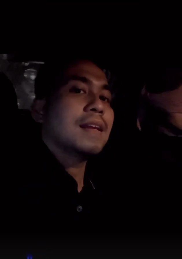 Nathalie Holscher dan Faris