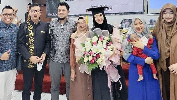 Oki Setiana Dewi