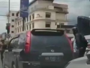 Kapolda Kalbar Minta Maaf Peluru Nyasar Polantas Pontianak Tewaskan Pemobil Kapolda Kalbar Minta Maaf Peluru Nyasar Polantas Pontianak Tewaskan Pemobil