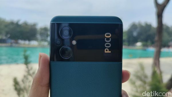 Mengenggam Poco M5, HP Murah untuk Main Game