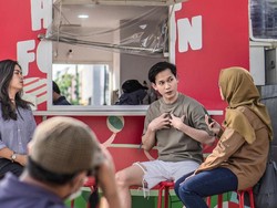 Kisah Sukses Pria Tinggalkan Jabatan Tinggi Demi Jualan Sambal Bakar