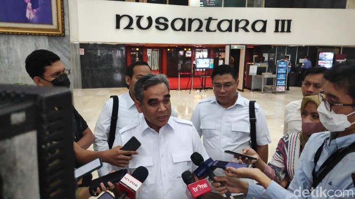 Sekjen Gerindra Ahmad Muzani (Matius Alfons/detikcom). Sekjen Gerindra Ahmad Muzani (Matius Alfons/detikcom).