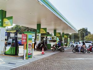 Harganya Naik, Isi Full Tank Pertalite versi BP Bakal Habis Duit Segini Harganya Naik, Isi Full Tank Pertalite versi BP Bakal Habis Duit Segini