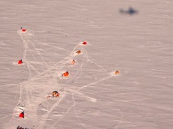 Heboh Sungai Raksasa Ditemukan di Bawah Lapisan Es Antartika