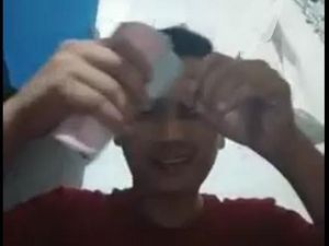Kala Uang Hasil Tipu TKW Dipamerkan Napi di Lapas Cianjur Kala Uang Hasil Tipu TKW Dipamerkan Napi di Lapas Cianjur