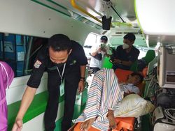 Tangis Haru Keluarga Vicky Korban Kanjuruhan Sempat Was-was Usai Kritis 2 Kali