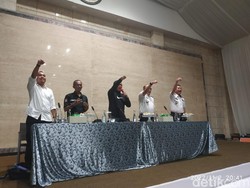 Danny Bakal Latih Pakandatto Makassar Laporkan Tumpukan Sampah Lewat Aplikasi