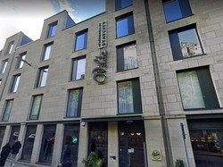 Tertipu Foto Hotel Instagenik, Eh Toilet Kamarnya Harus Merangkak