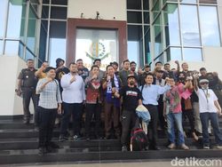 Aremania Sodorkan Bukti, Kejati Jatim: Kami Menyidangkan yang Ada di Berkas