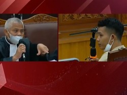 Kelakuan ART Ferdy Sambo Cengengesan-Berbelit Bikin Jaksa Geram