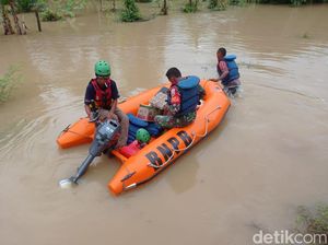 Walkot Bobby Kirim Tim Bantu Tangani Banjir di Langkat Walkot Bobby Kirim Tim Bantu Tangani Banjir di Langkat