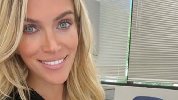 Potret Wanita yang Viral Disebut Dokter Tercantik, Foto Jadulnya Bikin Kaget