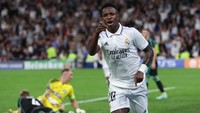 Vinicius Junior (Real Madrid) menempati urutan ketiga dengan valuasi 120 juta Euro. Foto: Getty Images/Clive Brunskill