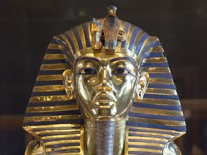 5 Temuan di Makam Firaun Tutankhamun, Ada Emas hingga Miniatur Pelayan