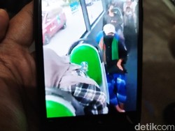 Momen Joko Kendil Ditegur Tak Pakai Masker Saat Naik Bus Trans Jatim
