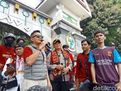Turun Tangan Kapolres Mediasi Suporter PSM-Pemprov, Sayang ASS Tak di Tempat