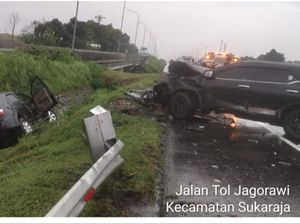1 Orang Luka Berat Buntut Kecelakaan Beruntun di Tol Jagorawi Arah Ciawi