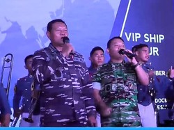 KSAD-KSAL Nyanyi Ojo Dibandingke: Di Hati Ini Hanya Ada Pak Prabowo