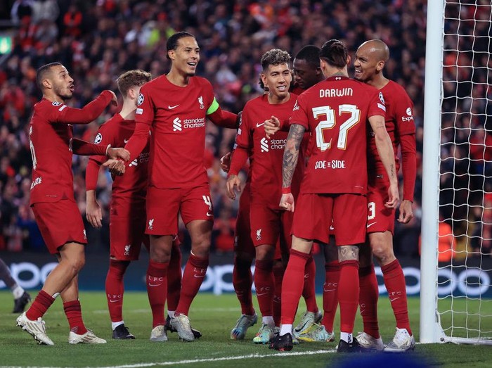 LIVERPOOL, ENGLAND - NOVEMBER 01: Thiago Alcantara of Liverpool (L), Virgil van Dijk of Liverpool (2L), Roberto Firmino of Liverpool (3R) and Fabinho of Liverpool (R) celebrate their 1st goal during the UEFA Champions League group A match between Liverpool FC and SSC Napoli at Anfield on November 1, 2022 in Liverpool, United Kingdom. (Photo by Simon Stacpoole/Offside/Offside via Getty Images)