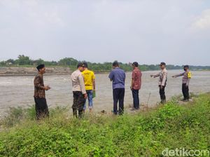 2 Siswa SMP Jombang Tenggelam di Sungai Brantas Saat Bolos Sekolah 2 Siswa SMP Jombang Tenggelam di Sungai Brantas Saat Bolos Sekolah