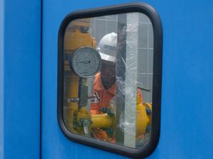 Melihat Perawatan Instalasi Gas Bumi di Borobudur