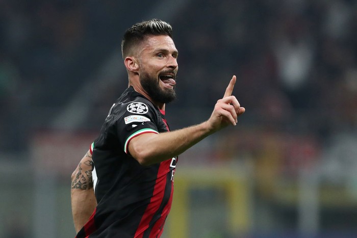 MILAN, ITALY - NOVEMBER 02: Olivier Giroud of AC Milan celebrates after scoring their teams first goal during the UEFA Champions League group E match between AC Milan and FC Salzburg at Giuseppe Meazza Stadium on November 02, 2022 in Milan, Italy. (Photo by Marco Luzzani/Getty Images)