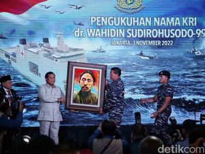 Prabowo Kukuhkan KRI dr Wahidin Sudirohusodo Jadi RS Terapung