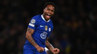 Sebelum bersama Arsenal, Sterling catatkan sembilan penampilan bersama Chelsea di Liga Champions (Getty Images)