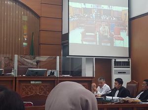 Brigjen Hendra Senyum-senyum Lihat Jaksa Cecar ART Sambo soal CCTV Brigjen Hendra Senyum-senyum Lihat Jaksa Cecar ART Sambo soal CCTV